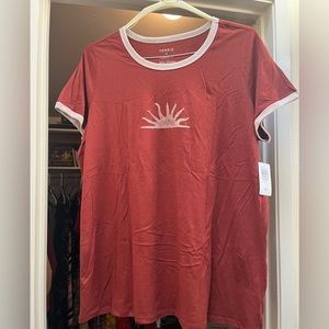 NWT Torrid burgundy Vibe Higher Classic Fit Cotton Crew Tee size 2
